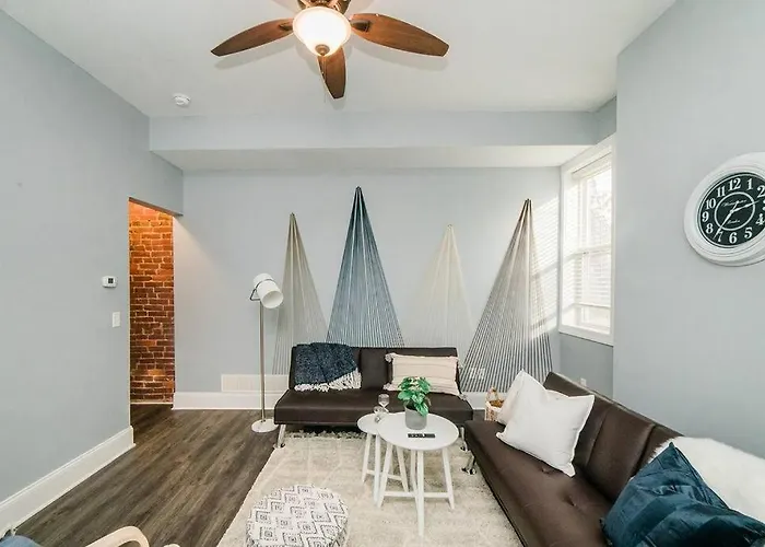 Walkable And Spacious - Parking -- Groupstay Apartment Pittsburgh